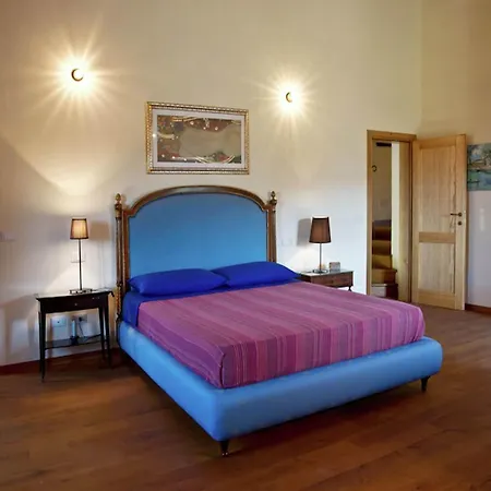 In Vinci Near Florence, Cleaning Included * Rinecchi